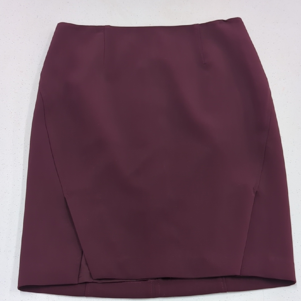 White House Black Market Burgundy Skirt. Size 10